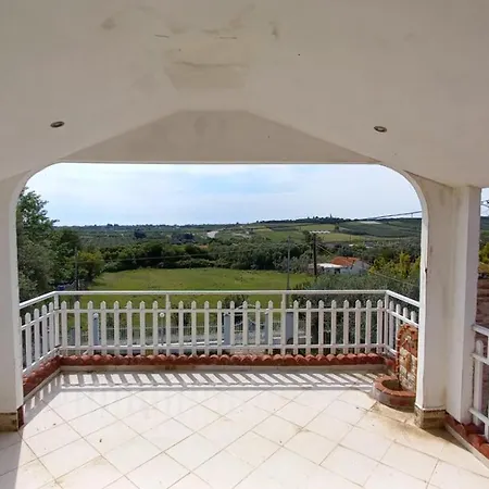 Isidoros House *
