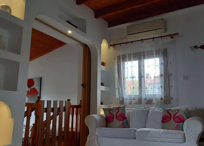 Semesterbostad Isidoros House Nea Silata